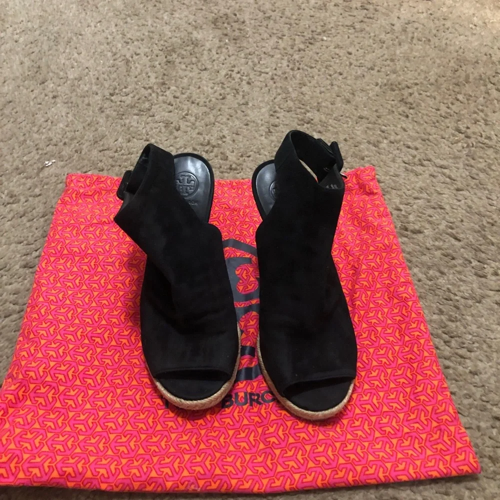 Tory Burch Black Suede Peep-Toe Wedge Sandals with Wood-Tone Heel Size 7